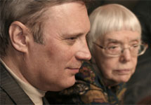 Вечеринка ''Грани-ТВ'' в клубе ''Маяк'': Людмила Алексеева и Михаил Касьянов. Фото Анны Карпюк/Грани.Ру