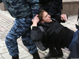 Задержание Алексея Никитина на Манежной 02.03.2014. Фото Е.Михеевой/Грани.Ру